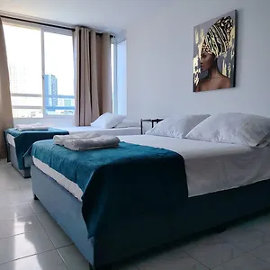 Apartasuite Con Vista Al Laguito-cartagena , Cartagena Colombia